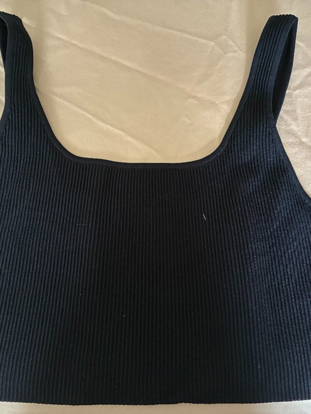 Aritzia babaton sculpt knit crop top XXL Black